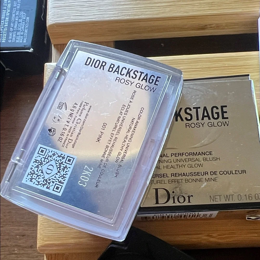 🎈HOT DEAL Makeup bundle, DIOR, Chanel, Clinique - Picture 3 of 6